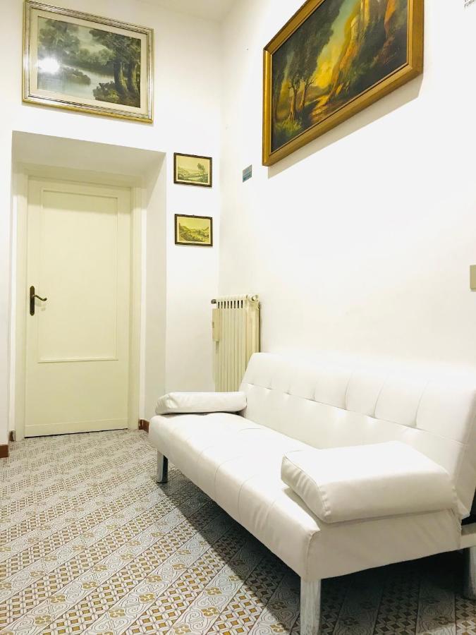 4 Bed Rooms Luxury Apartment Near Colosseum Rom Eksteriør billede