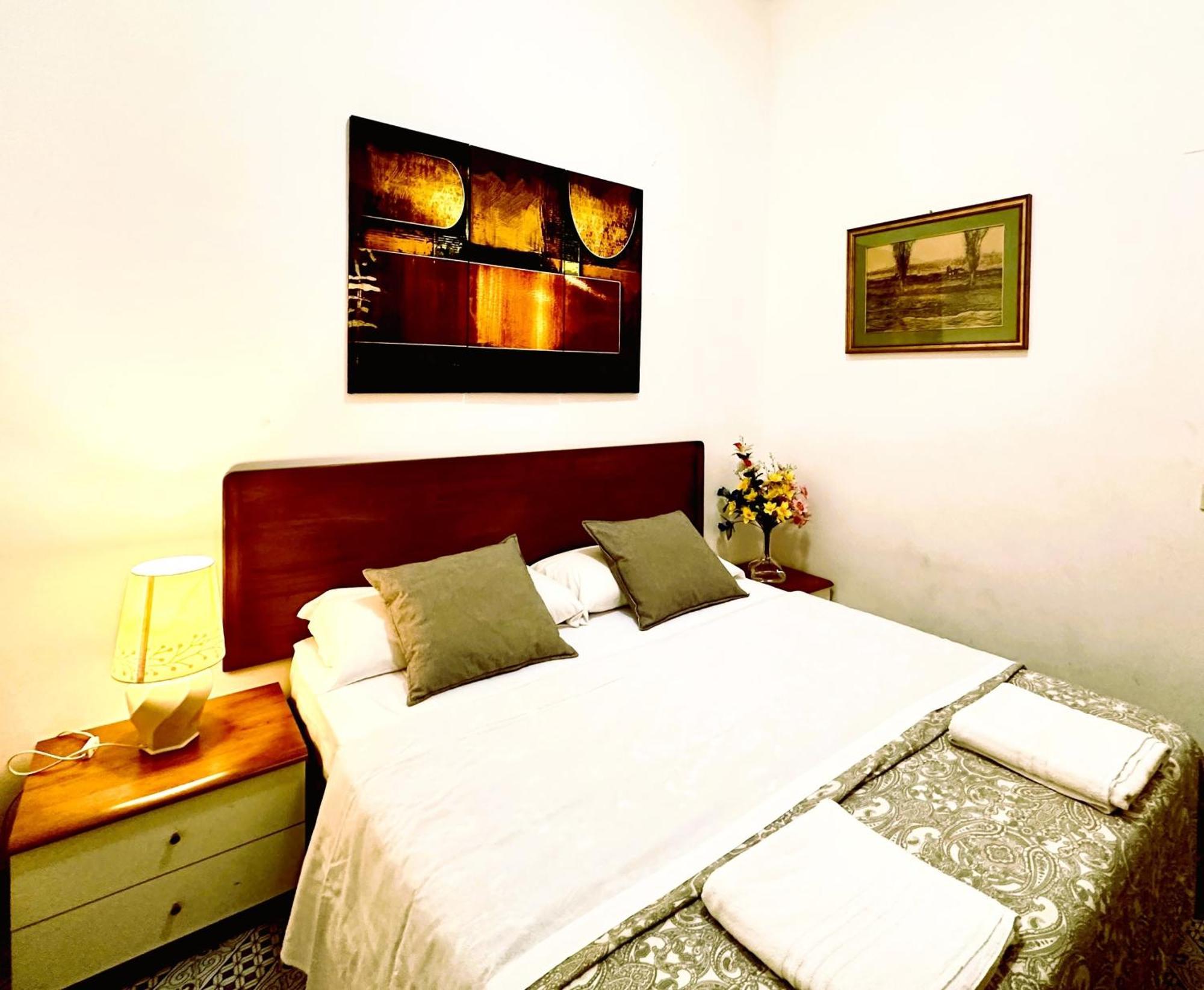 4 Bed Rooms Luxury Apartment Near Colosseum Rom Eksteriør billede